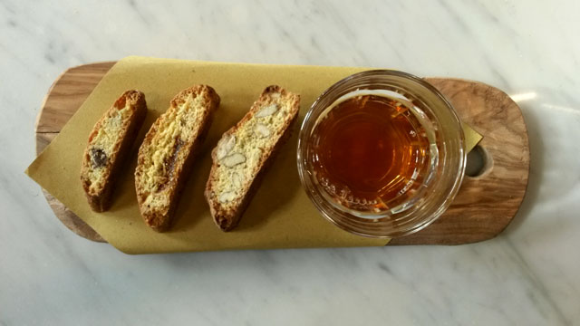 Cookies or not? How to serve vin santo is a science.