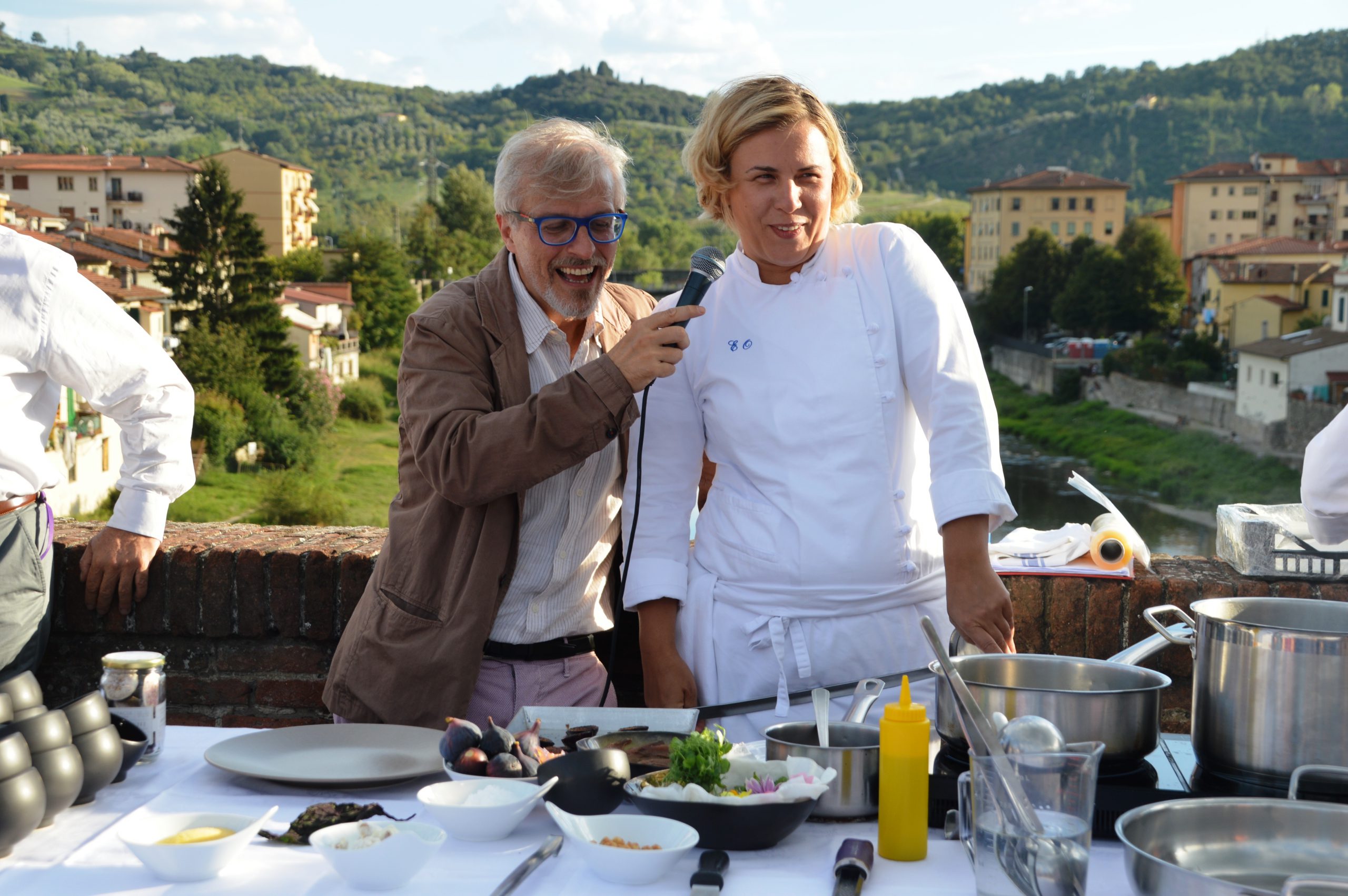 Cooking shows on the Medici bridge